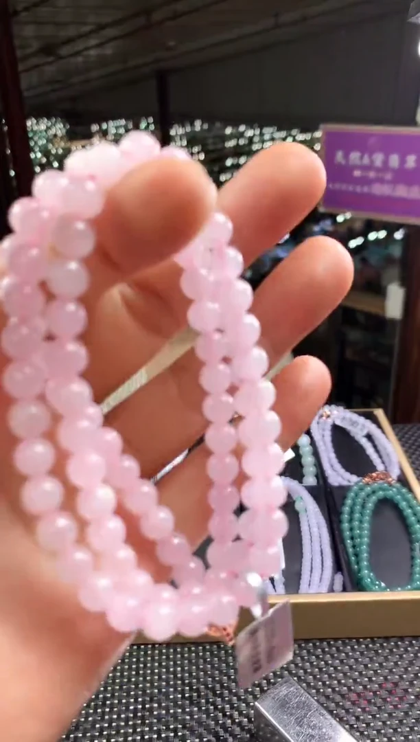 翡翠未镶嵌颈饰--25710