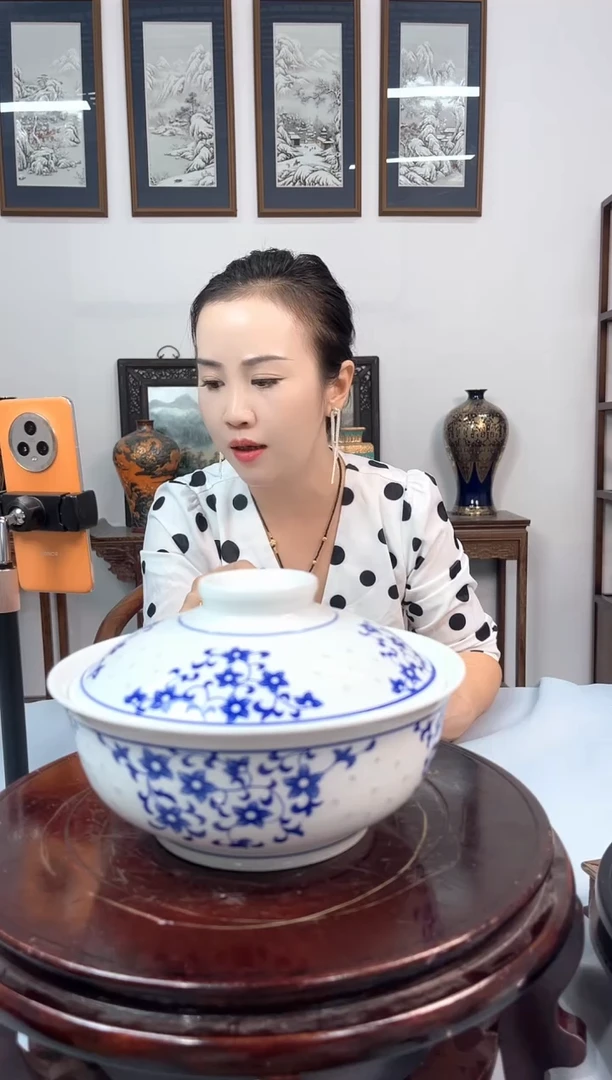 摆件B24-20 青花玲珑合盒器
