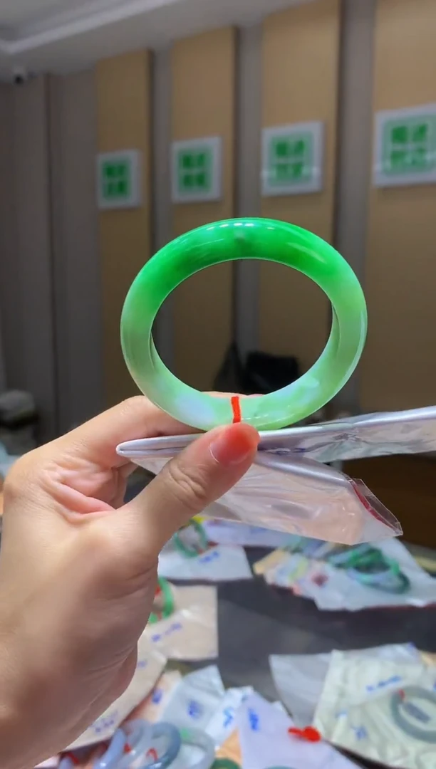 未镶嵌手镯翡翠-XX91 圈口55