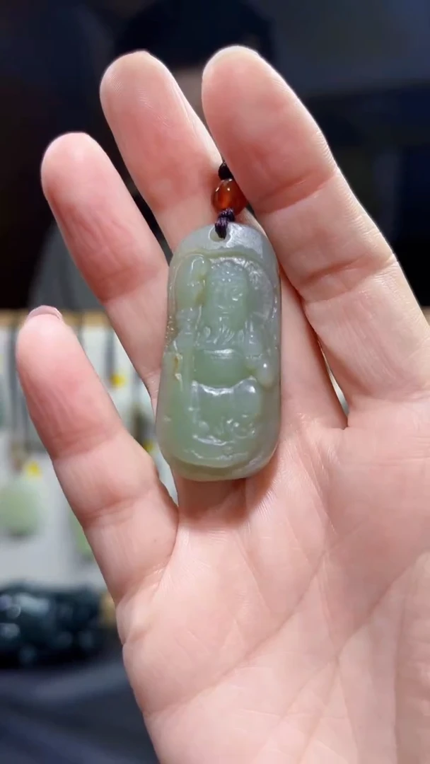 和田玉未镶嵌颈饰·