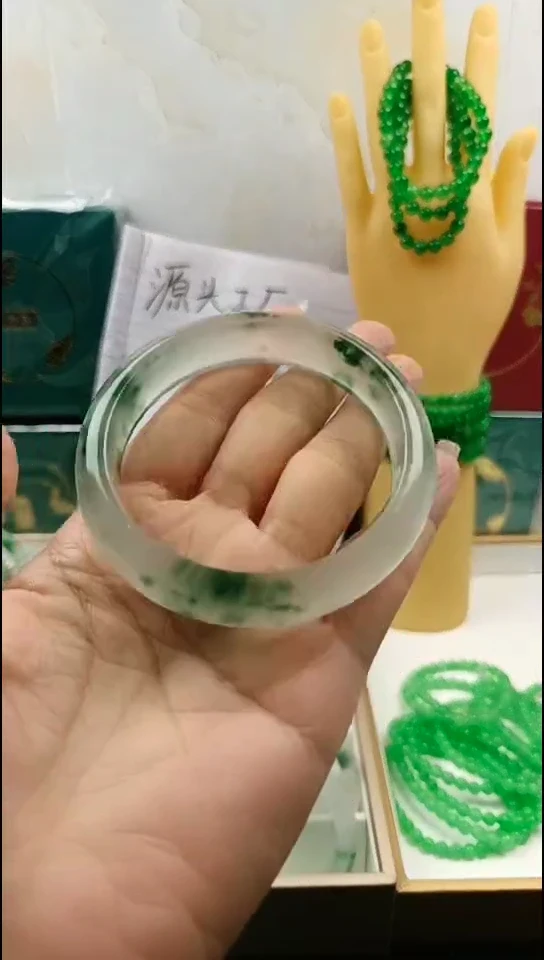 手镯玛瑙/玉髓未镶嵌手镯