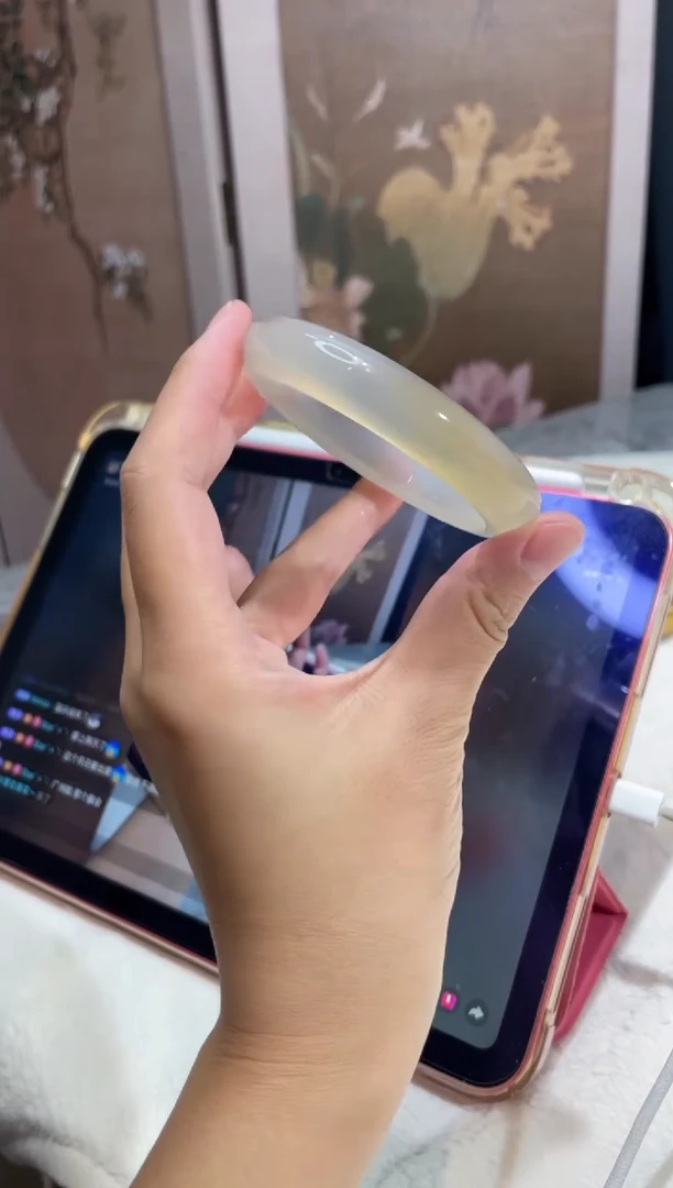 手镯玛瑙/玉髓未镶嵌54.5鉴赏期48小时