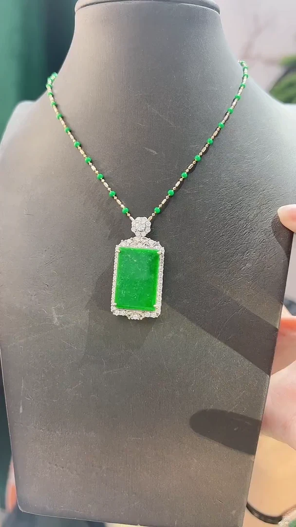 颈饰银S925镶嵌翡翠888888888888