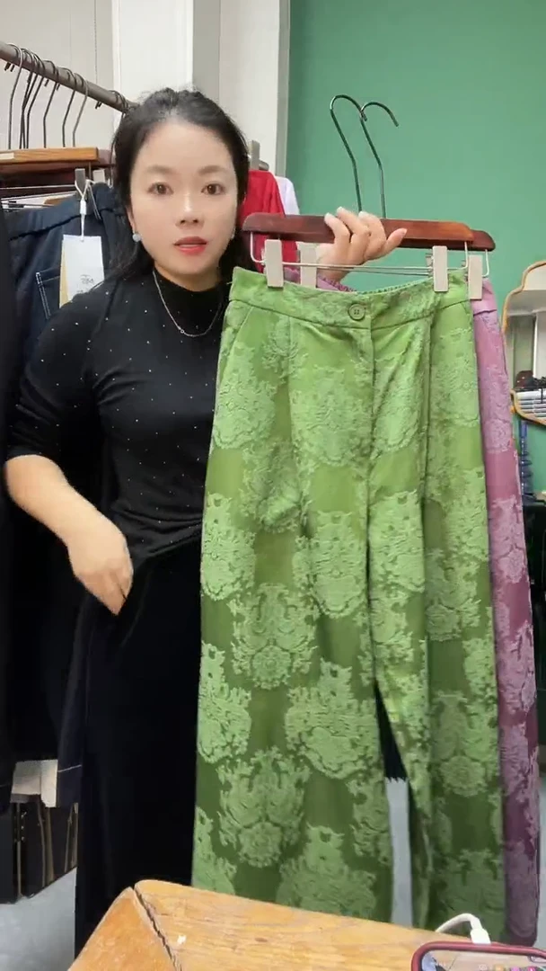 中码125斤以内中码125斤以内