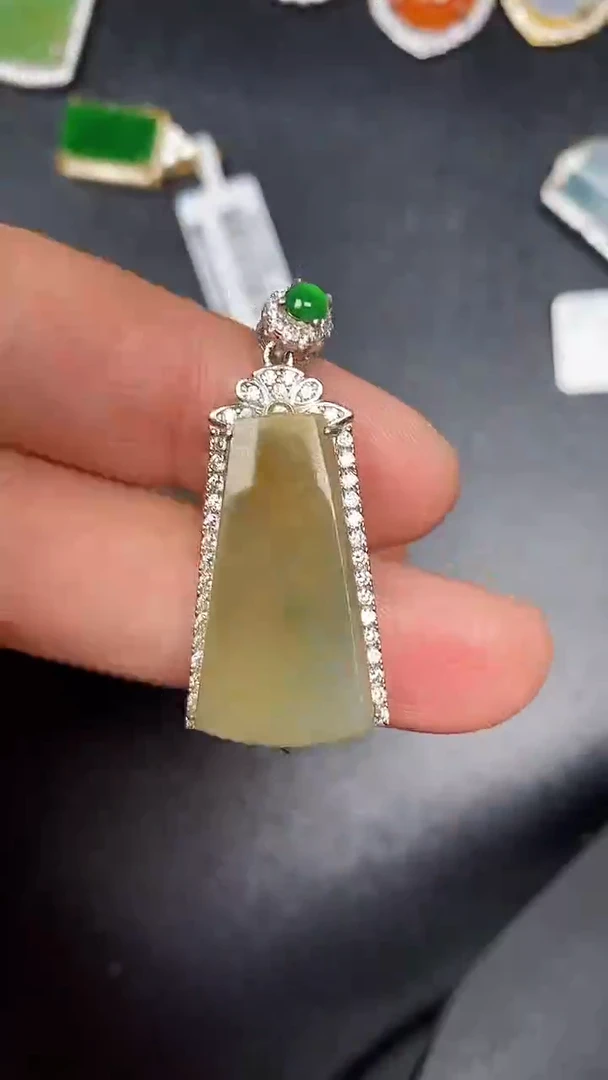 银S925镶嵌戒指翡翠4500