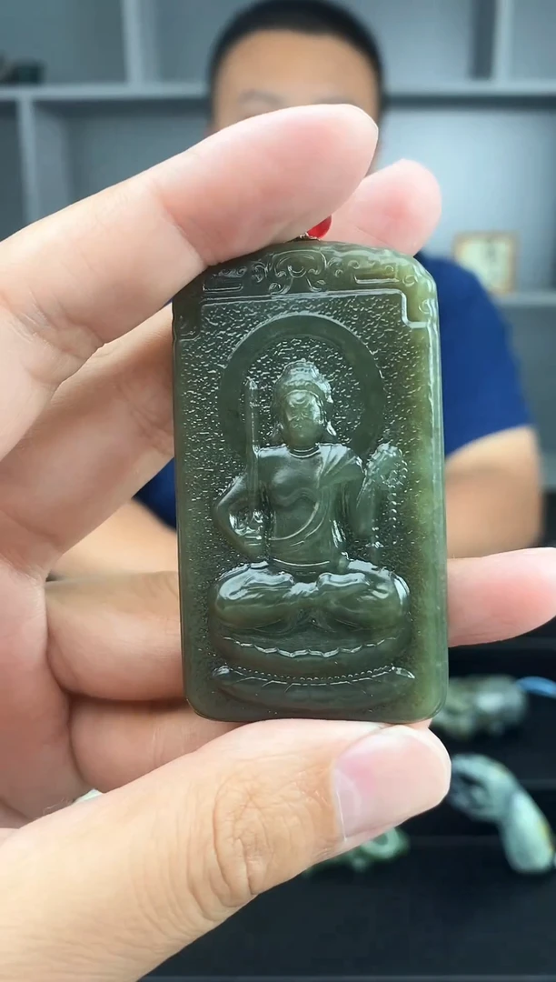 和田玉未镶嵌颈饰1