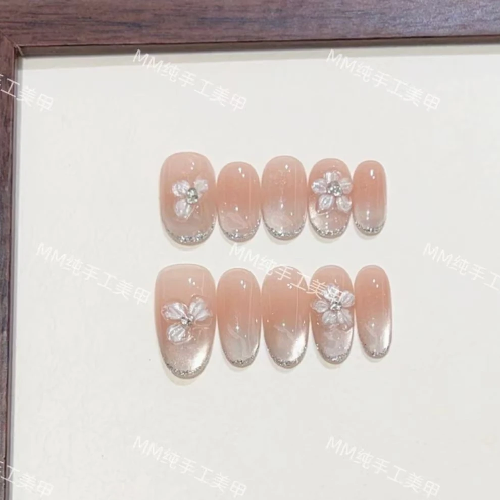 【花房少女】新款手工高端穿戴甲气质银色猫眼花瓣流行百搭可拆卸款