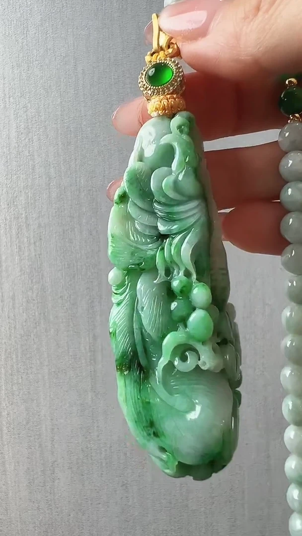 颈饰未镶嵌翡翠凤凰