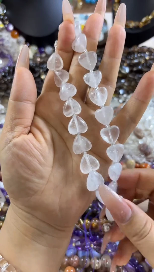 未镶嵌玛瑙/玉髓珠宝半成品白水爱心