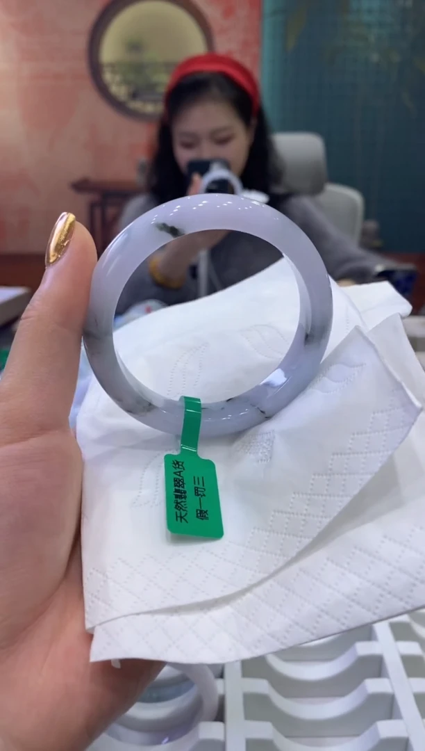 【闪购商品】翡翠手镯未镶嵌多人10661