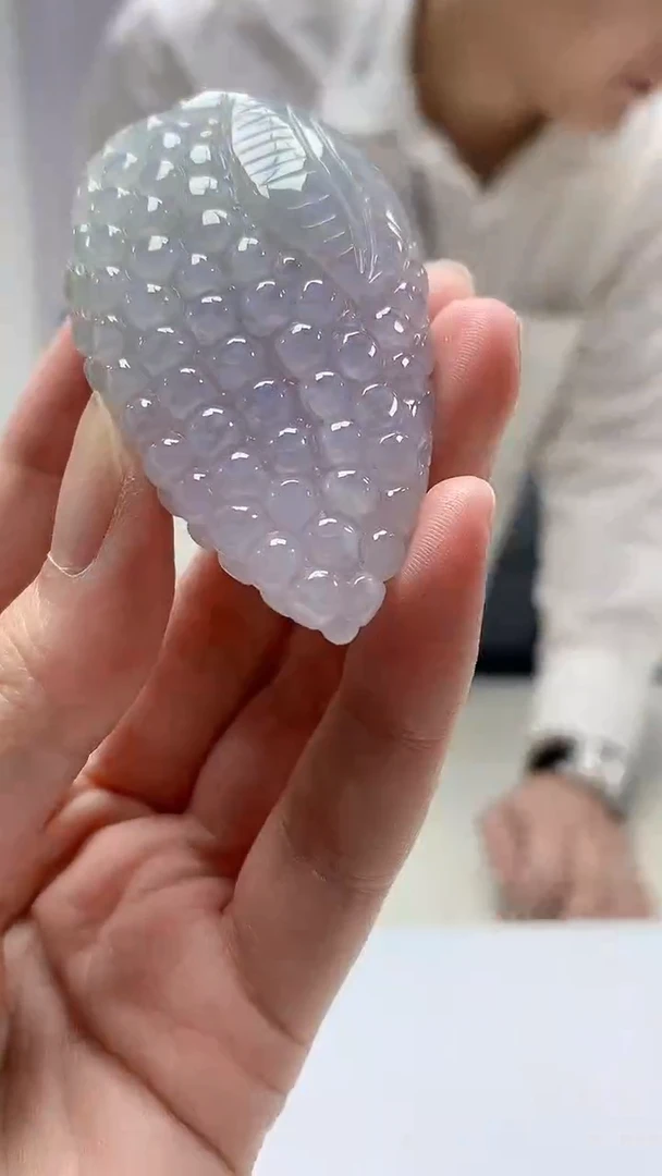 【闪购商品】定制翡翠未镶嵌5028zm-毛货挂件52葡萄