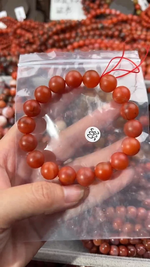 南红玛瑙手串未镶嵌1