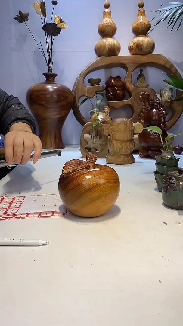 【闪购商品】香樟木A14红樟小苹果摆件/尺寸13*13
