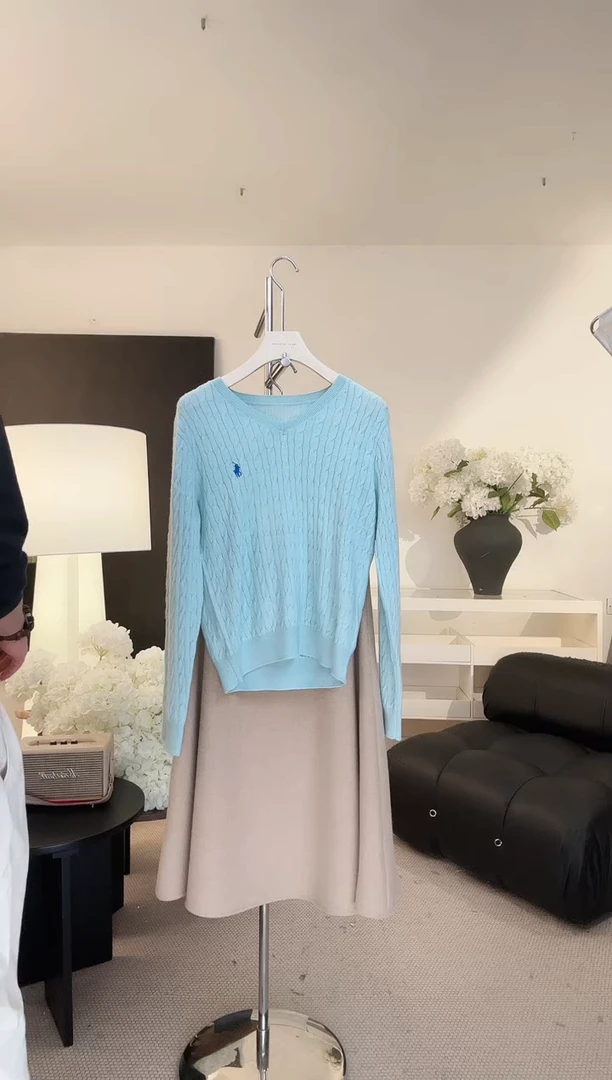 桑蚕丝麻花刺绣绿色毛衣