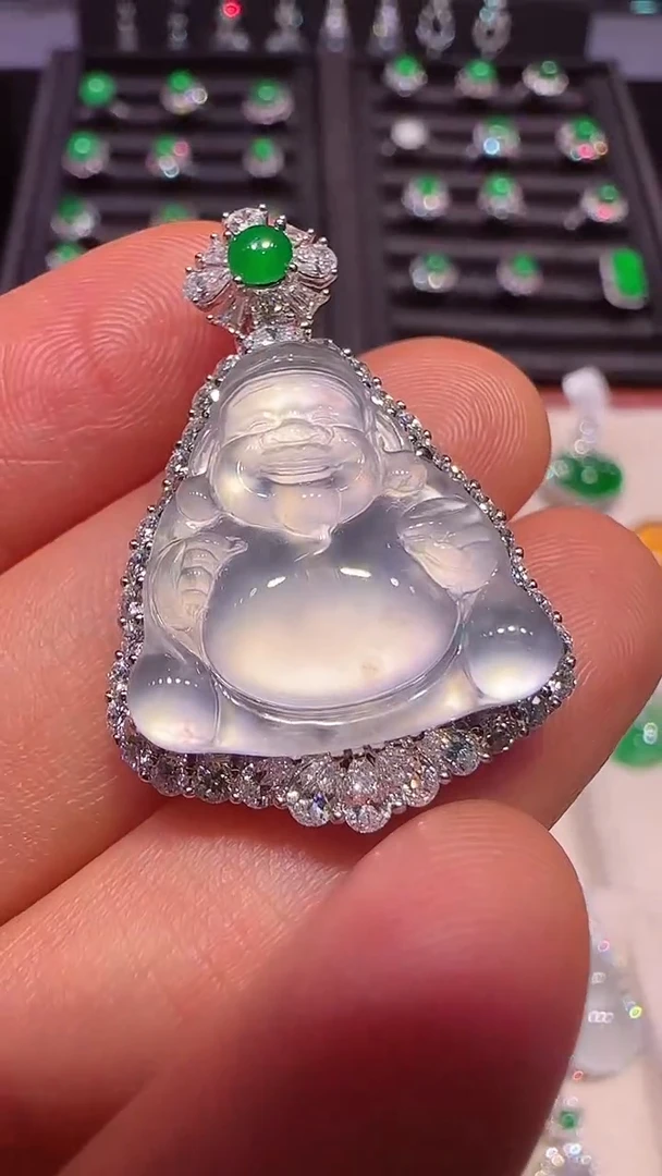 【闪购商品】翡翠颈饰18K金镶嵌财神