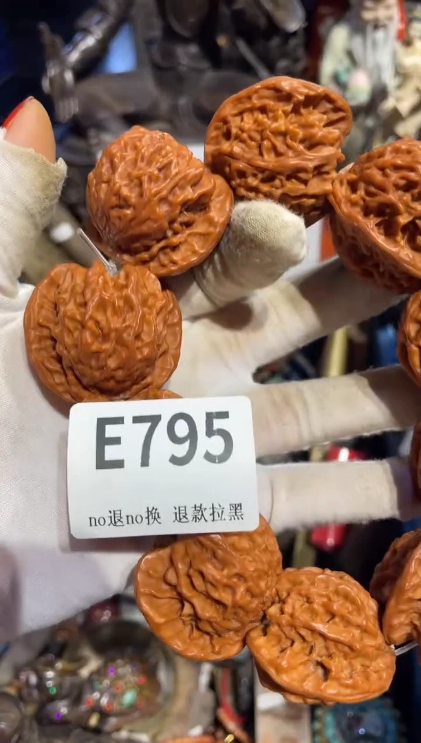 瓷片沙**鹰表姐直播所见所得