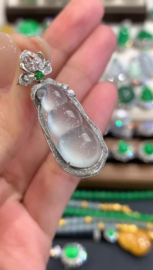 吊坠(不含链)18K金镶嵌翡翠q56