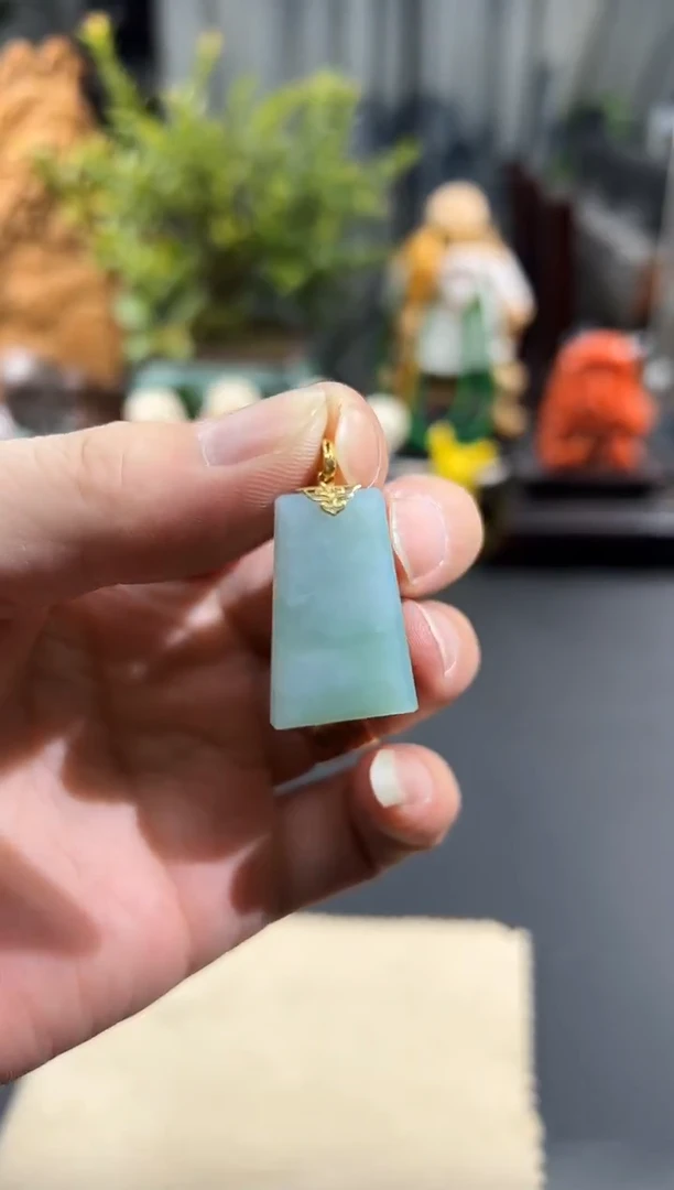 颈饰18K金镶嵌翡翠 B2890 多样性发货其一