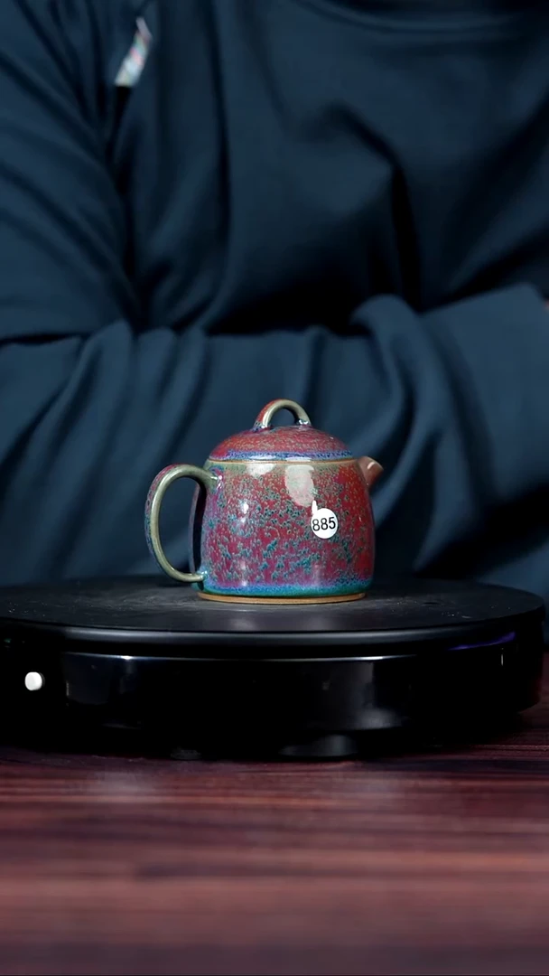 885#于大鹏一级品原矿钧瓷秦权壶