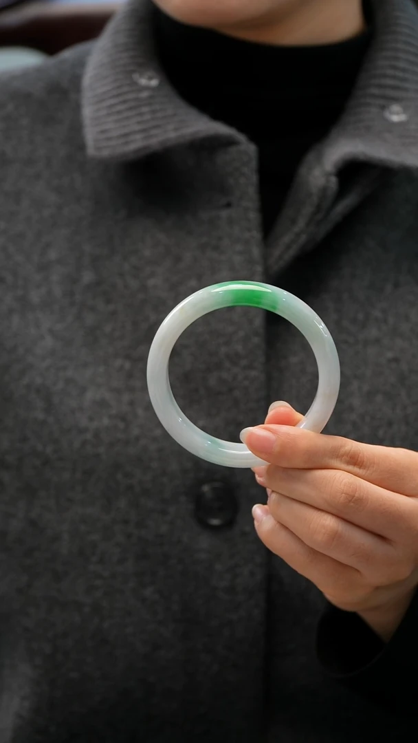 未镶嵌手镯翡翠84号