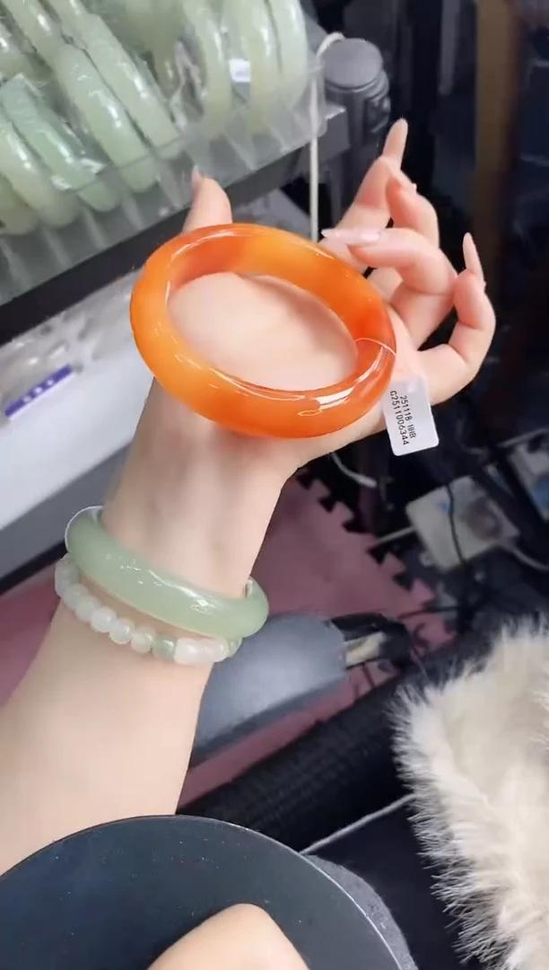 未镶嵌手镯石英质玉w21-HHB65+