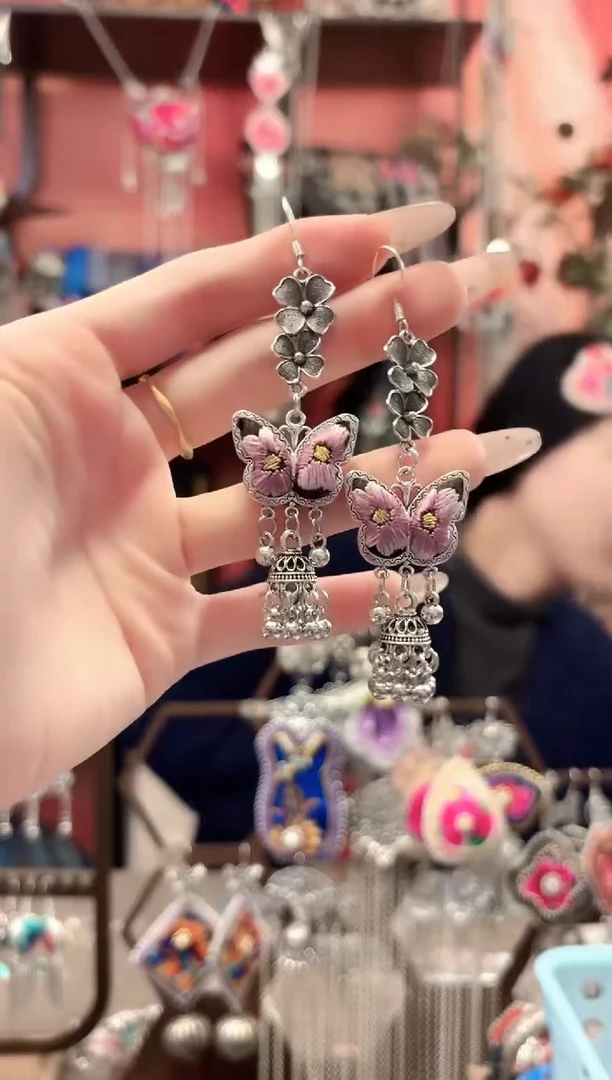 织绣云织谣民族风精美饰品 114