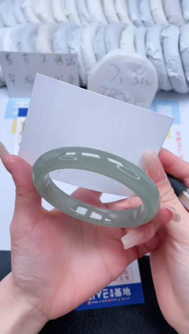 【闪购商品】石英质玉手镯未镶嵌T164-62.7