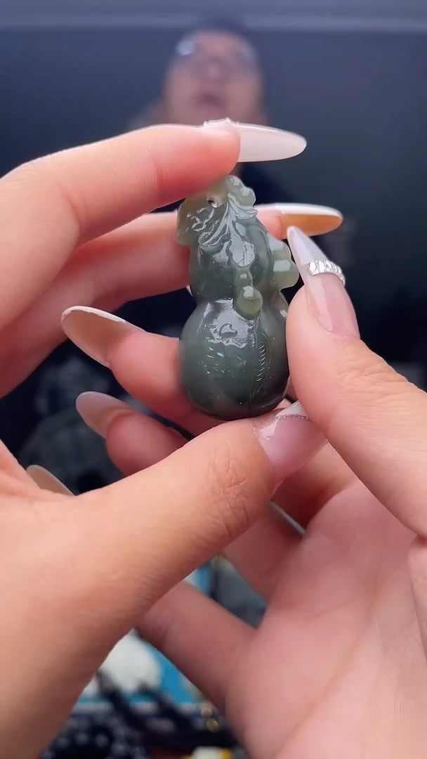 未镶嵌和田玉挂件1