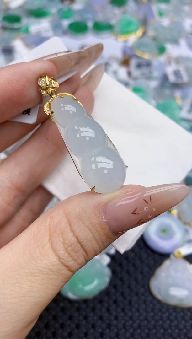 翡翠18K金镶嵌颈饰565   天然翡翠A货