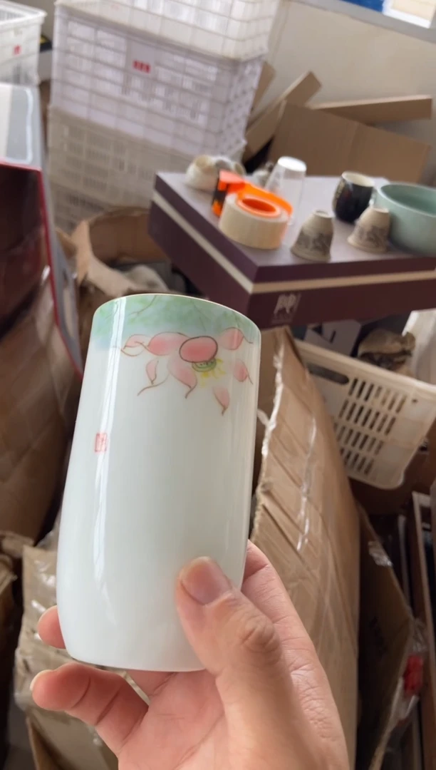 无运费险有瑕疵的摄影的产品有使用过的痕迹有点脏介意勿拍