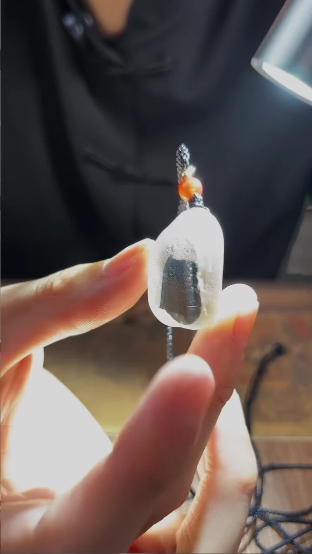 未镶嵌吊坠(赠链)水晶水晶