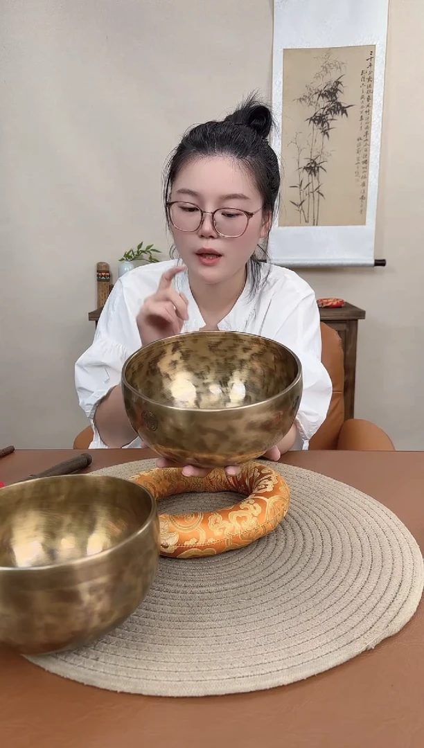 谭**?19