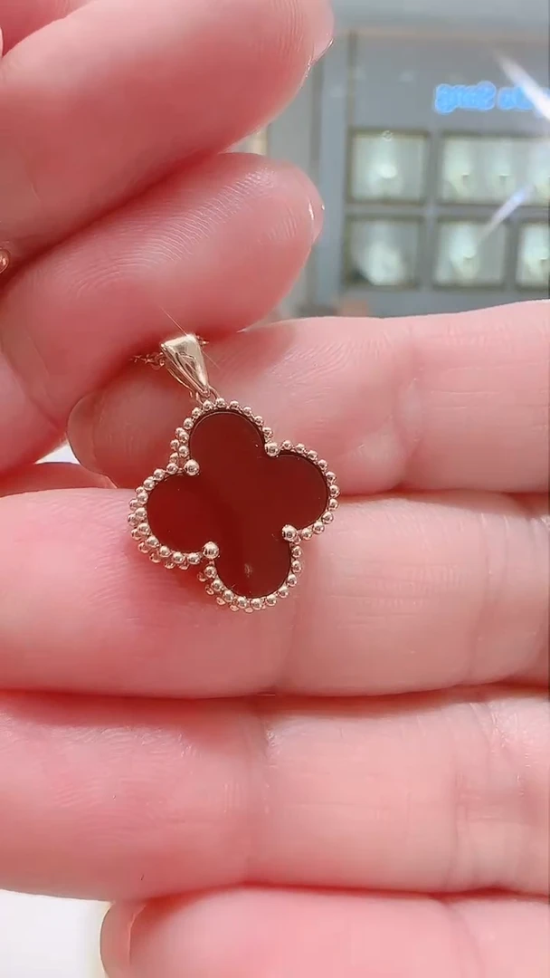 【闪购商品】玛瑙/玉髓吊坠18K金镶嵌吊坠