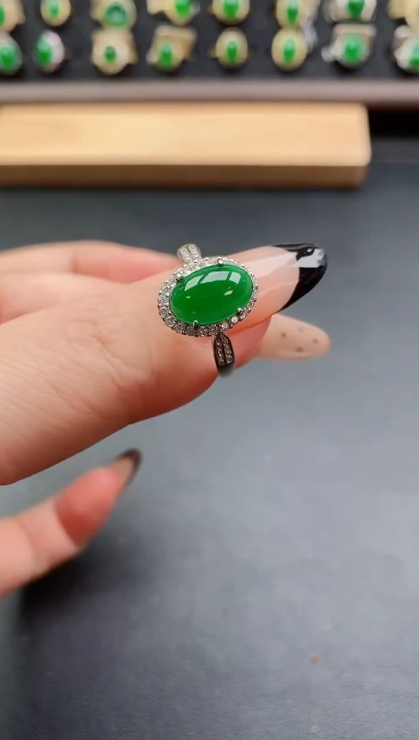 银S925镶嵌戒指翡翠1