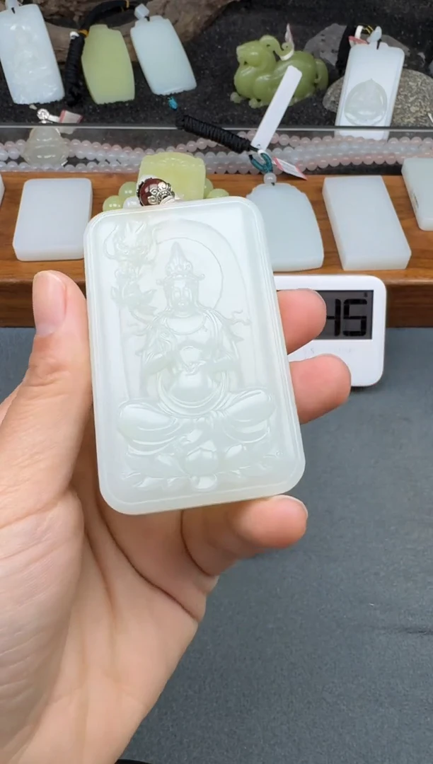 颈饰未镶嵌和田玉2