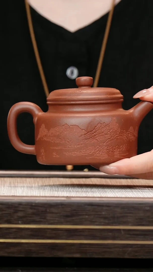 茶壶紫砂原矿紫泥  德钟 山水刻绘