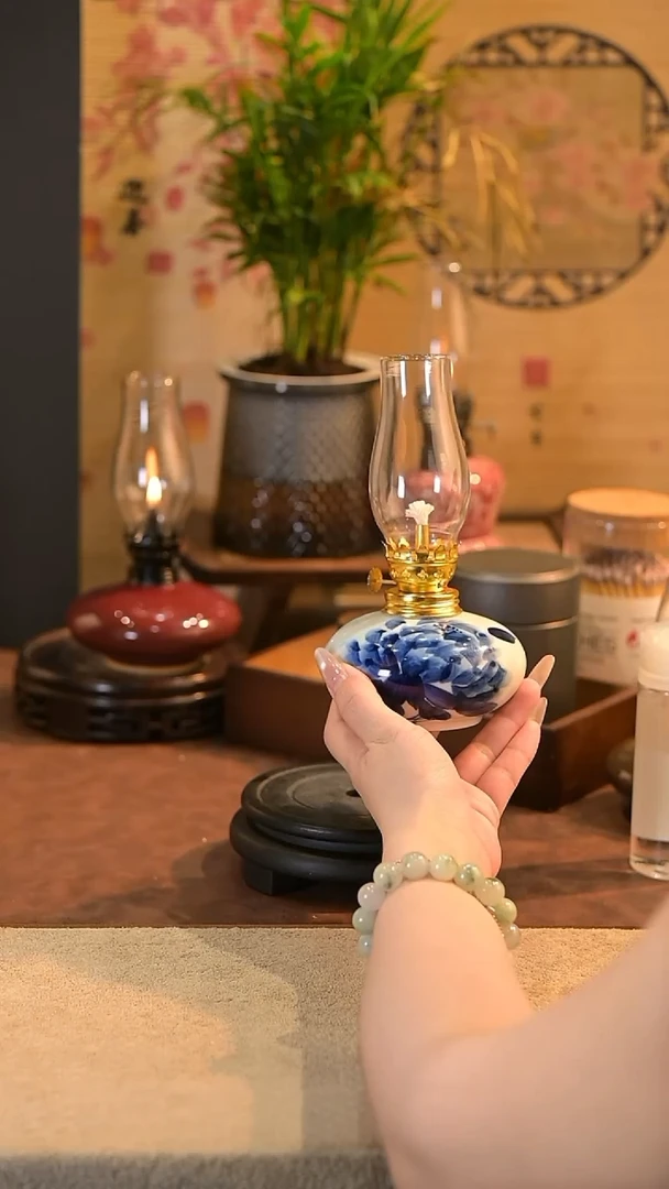 景德镇陶瓷油灯摆件