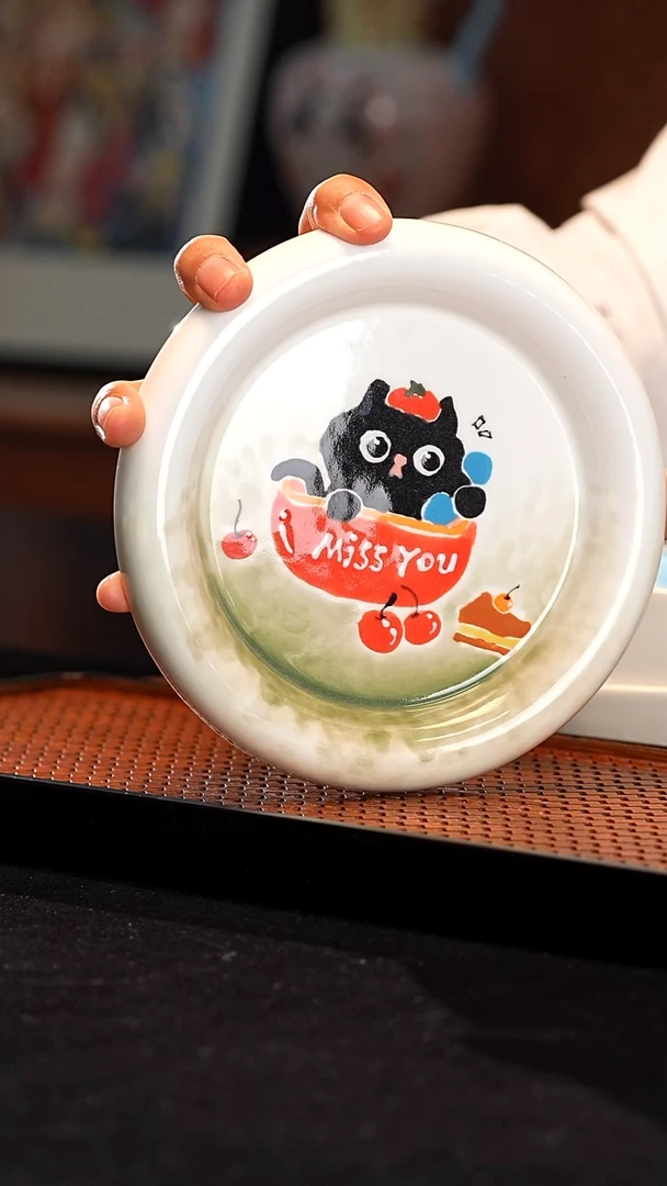 摆件景德镇釉下彩手绘设计师款陶瓷