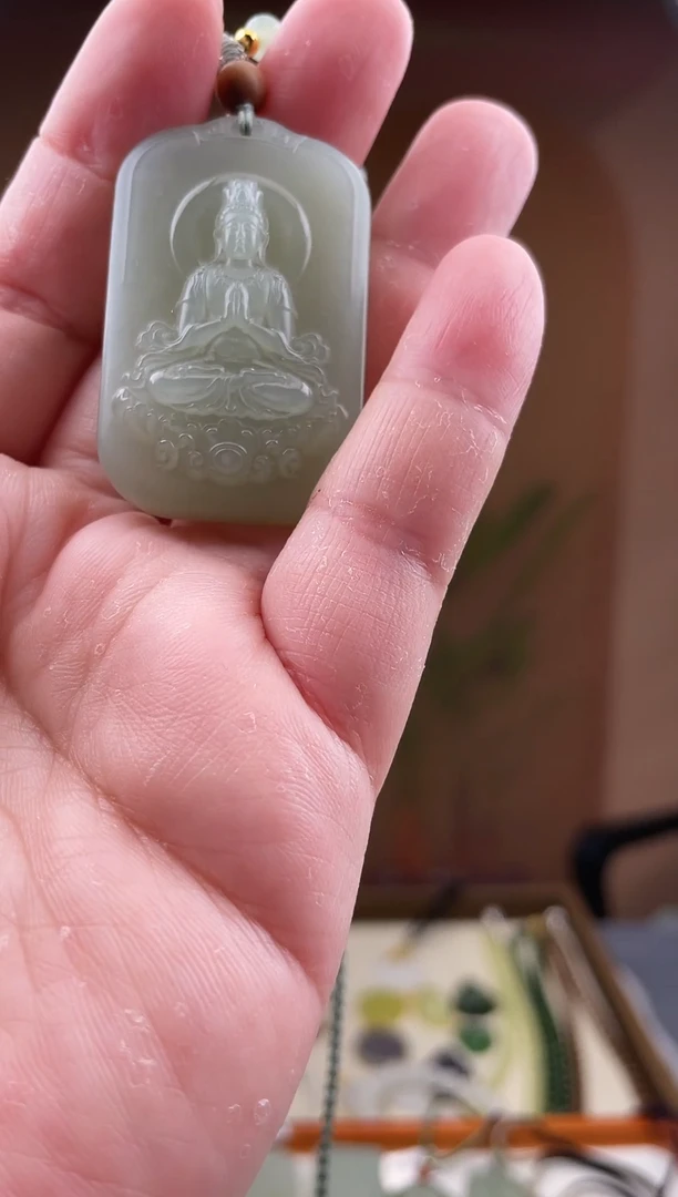 和田玉未镶嵌吊坠(不含链)观音牌