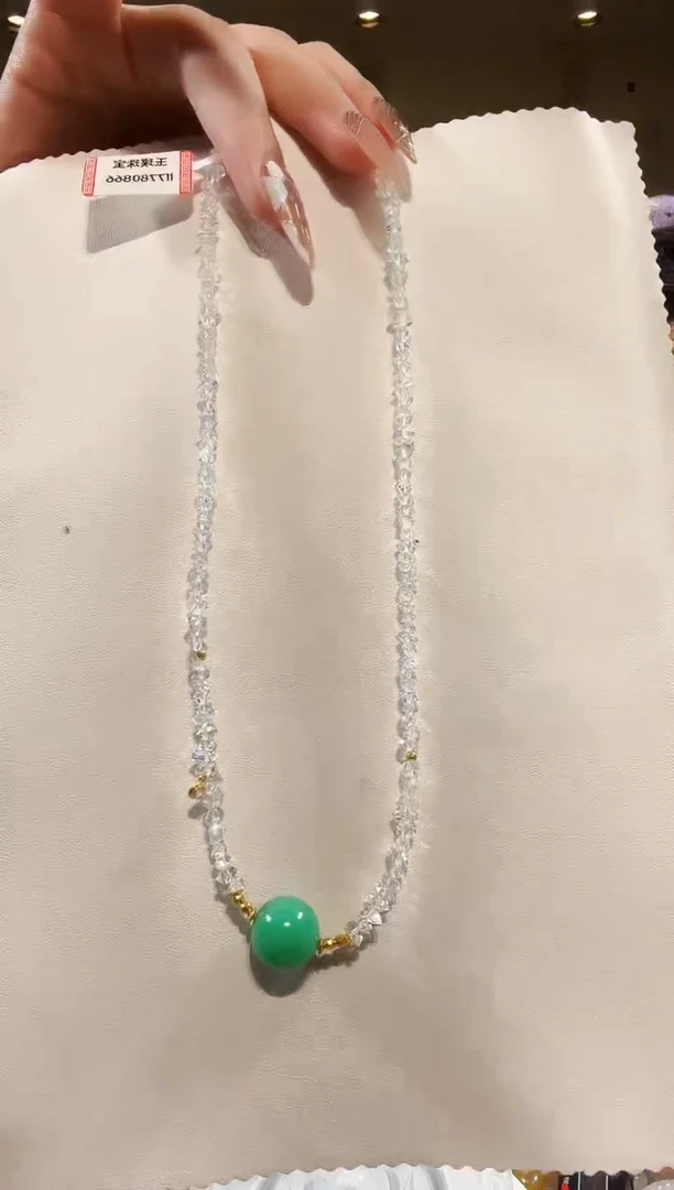 未镶嵌颈饰水晶项链