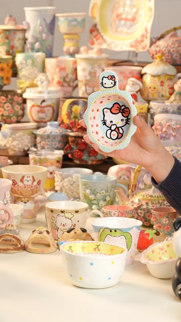 摆件陶景德镇釉下彩手绘设计师款陶瓷