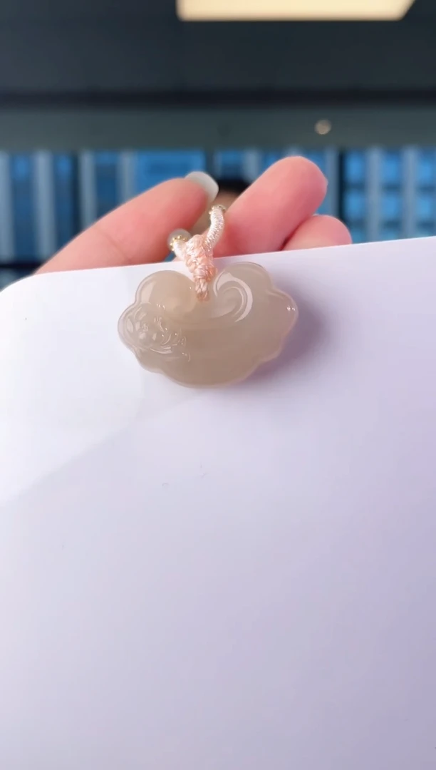 和田玉未镶嵌颈饰锁 xp