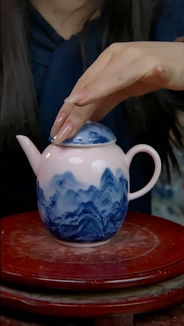 摆件陶稀土山水蛋壳壶