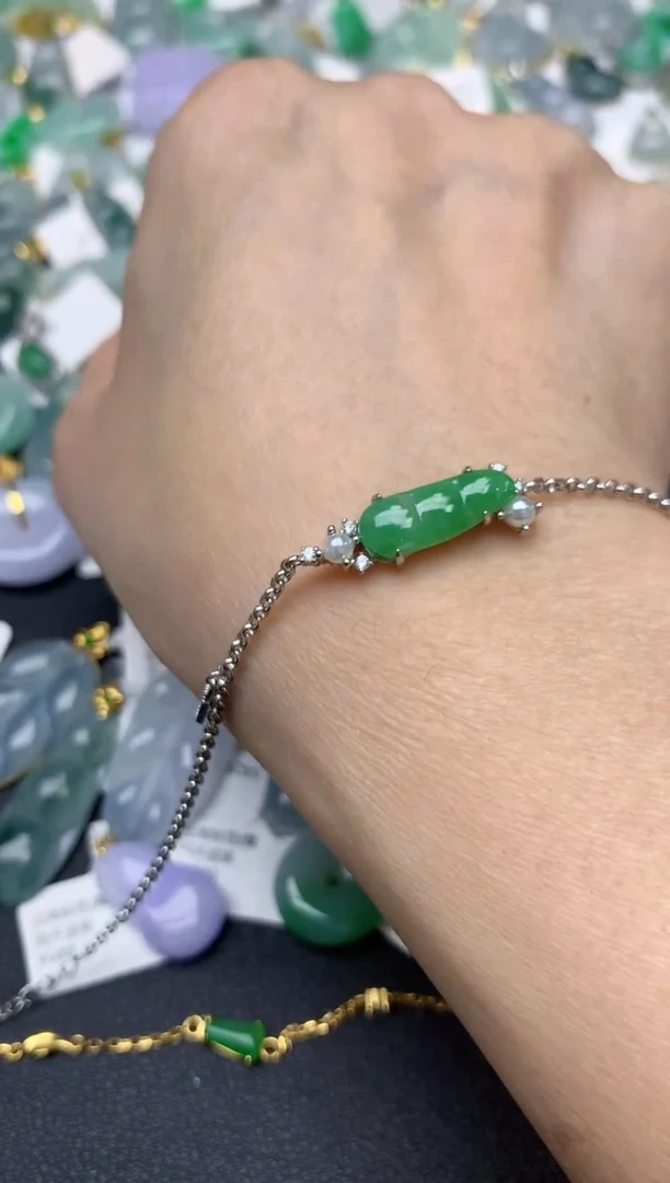 颈饰未镶嵌翡翠天然缅甸A货翡翠