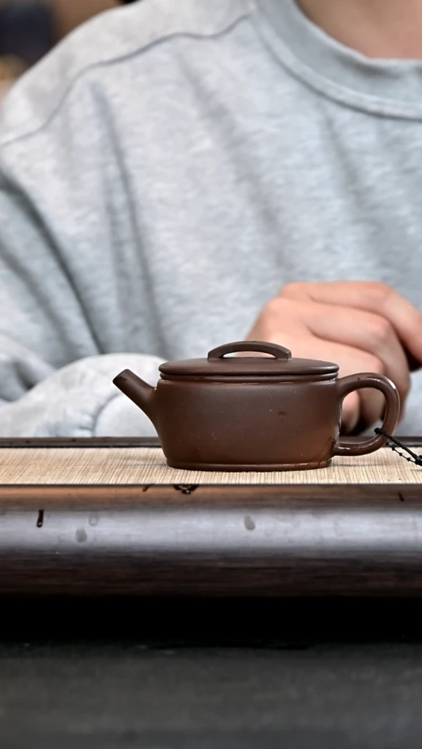 【闪购商品】紫砂茶壶EH12557 汉瓦 底槽清