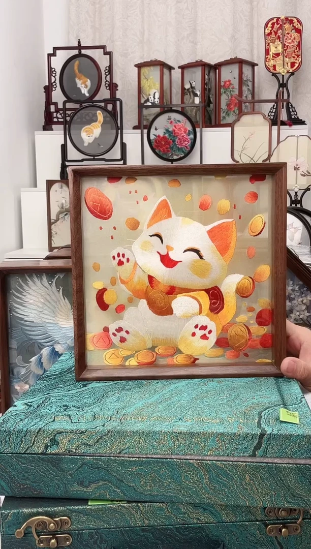 扇子苏绣作品手工摆台