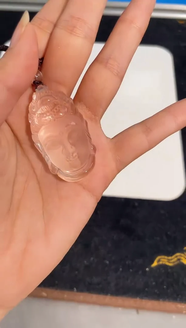 未镶嵌颈饰水晶白水晶观音吊坠