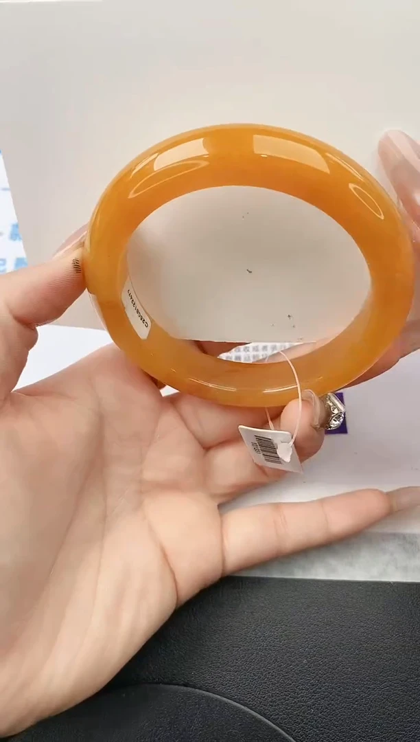 未镶嵌手镯石英质玉w194