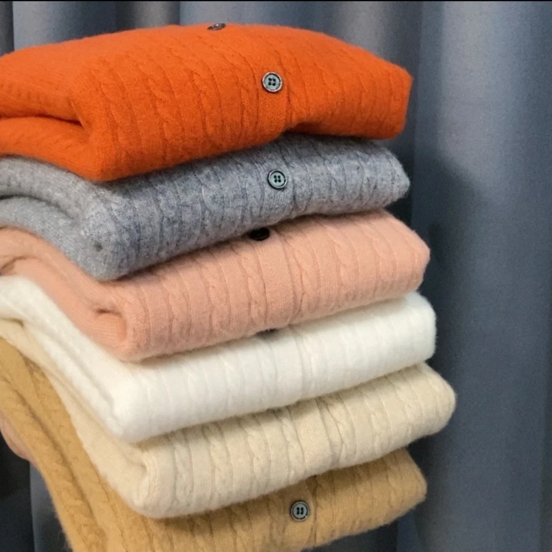 2025【纯羊毛】女款时尚外穿圆领--新款女衫【01-99】