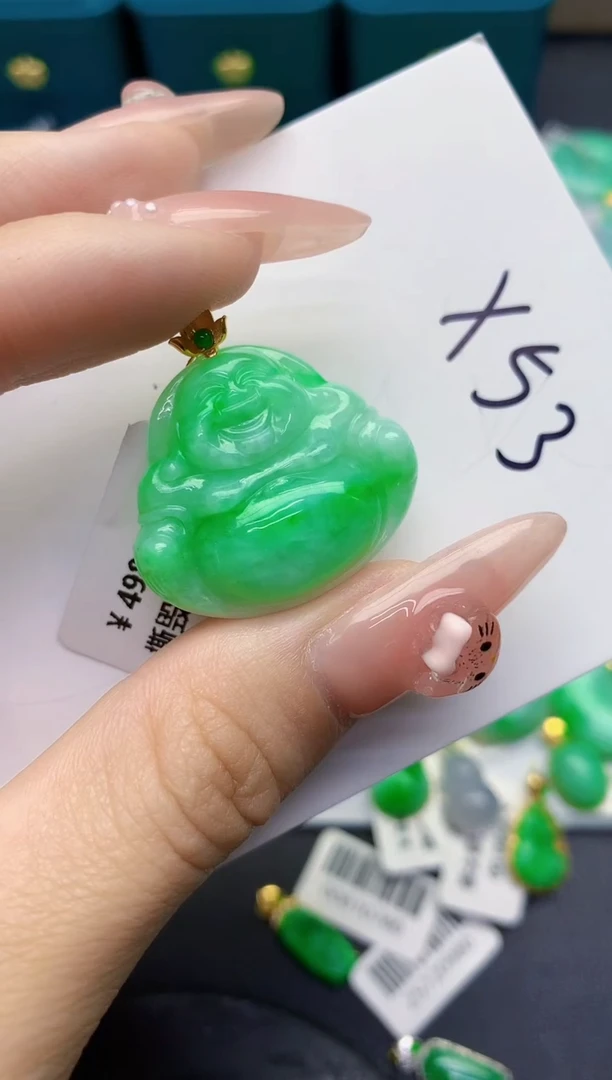 颈饰18K金镶嵌翡翠缅甸天然翡翠A货1